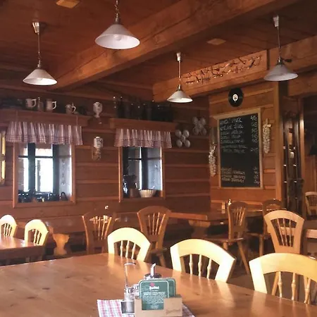 Horska Chata Skacelka *